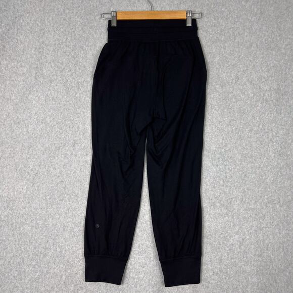 Lululemon Womens 0 Ready to Rulu High Rise Cropped Jogger in Black - Picture 6 of 10